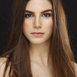 Mia Challis — Makki