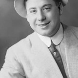 Harry Fox — Auditor (uncredited)