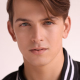 Aiden Howard — Charlie 'Streaker' Dupont