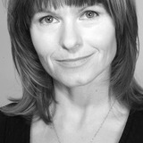 Зо Хартли — Kissing Hobbit (uncredited)