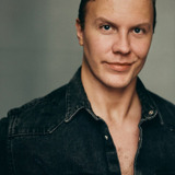 Tom Beechcroft — Johnny