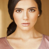 Арьенн Мэнди — Leila Hosseini
