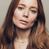 Karen Margrethe Gotfredsen — Laura