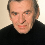 Jozef Kroner — Background Officer