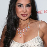 Saye Yabandeh — Sara