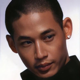 Дон Тай Тиратхада — Hijacker