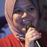 Zoraya Perucha — Lola