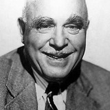 Fred Kelsey — Audience Member (uncredited)