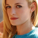 Lauren Adler — Concert Goer (uncredited)