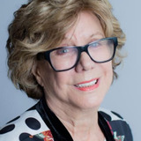 Denise Filiatrault — Lucienne