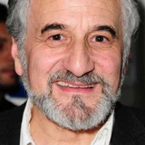 Tom Kempinski — Leutnant Schmidt