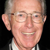 Кен Сэнсом — Gary