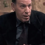 Diego Vélez — Tío Augusto