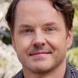 Paul Campbell — Guy in Truck (uncredited)