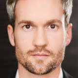 Kyle David Pierce — Gotham Stock Trader (uncredited)