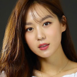 Kim Hee-jung — Girl (uncredited)