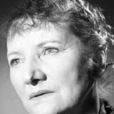 Irena Skwierczyńska — Majewski's neighbor