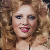 Müşerref Tezcan — Nil