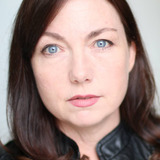 Lisa Mackel Smith — Businesswoman (uncredited)