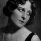 Mimi Aylmer — Isabella