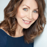 Suzanne Cyr — Carole Downey