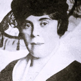 Dorothy Vernon — Charwoman (uncredited)