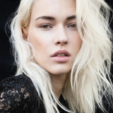 Stefanie Michova — Julia