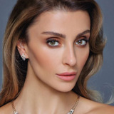 Özge Ulusoy — Gözde