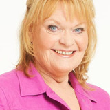 Джанет Райт — Naomi Bascombe