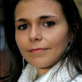 Tania Derveaux — Bitch