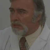 Antonio Sarrá — Médico