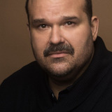 Mel Rodriguez — Officer Martinez