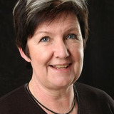 Mona Andersson — Hellström's mother in law