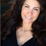 Sonia Izzolena — Mary Henderson