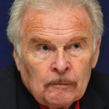 Luděk Munzar — Jiří Jezbera, správce hřebčína