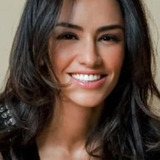 Consuelo Gómez — Domino