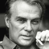 Giorgio Albertazzi — Narrator (voice)