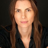 Joana Seixas — Mother at Station