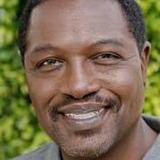 Уоллес Бриджес — Security Officer