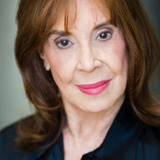 Maray Ayres — Carla