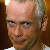 Paul Dillon — Irvin (uncredited)