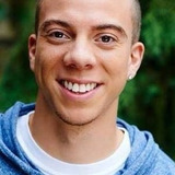 Matt Murray — Paparazzo (uncredited)