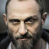 Roland Møller — Esper Dekker