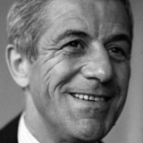 Zbigniew Zapasiewicz — Wiktor Lewen