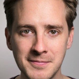 Tom Golding — Carlos (Aide)