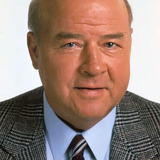 Дана Элкар — Capt. Battles