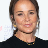 Rebecca Rigg — Lisa