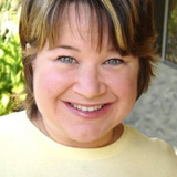 Kelly Keaton — Molehog Mom / Shovelmouth Mom (voice)