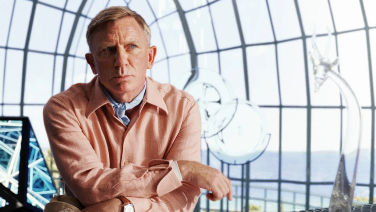 How to revitalize the movie industry? Make 100 movies a year that audiences want to see