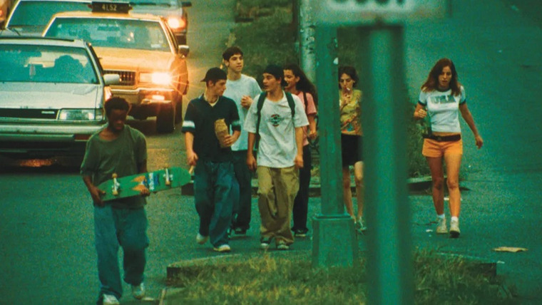 7 скандальных фильмов о подростках